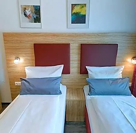 Smartmotel - By Quartier96 Gmbh Aparthotel 3*
