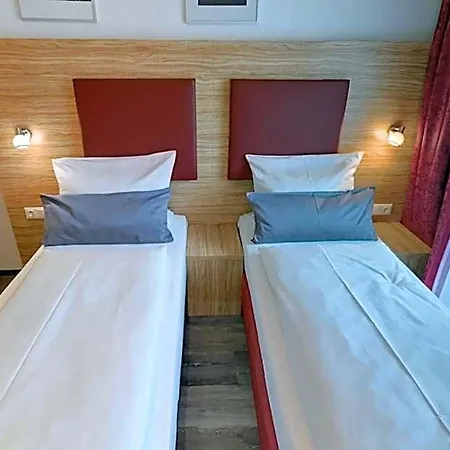 Smartmotel - By Quartier96 Gmbh Aparthotel 3*